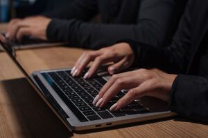 Українська IT-армія регулярно здійснює атаки на ресурси країни-агресора РФ