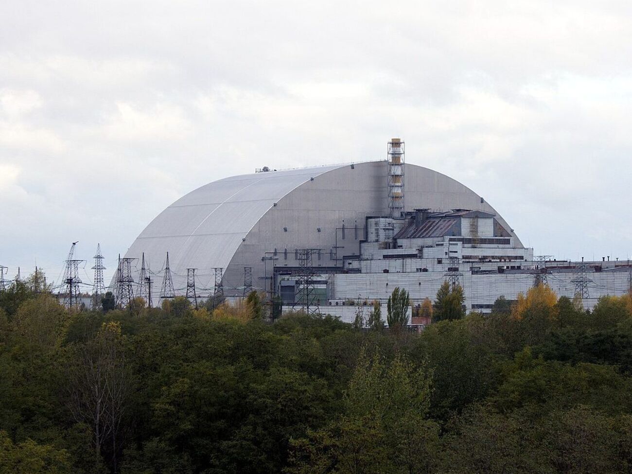 Зону ЧАЭС оборудовали средствами видеонаблюдения, позволяющими ночью со значительного расстояния фиксировать передвижения объектов, соразмерных человеку, рассказал Небытов