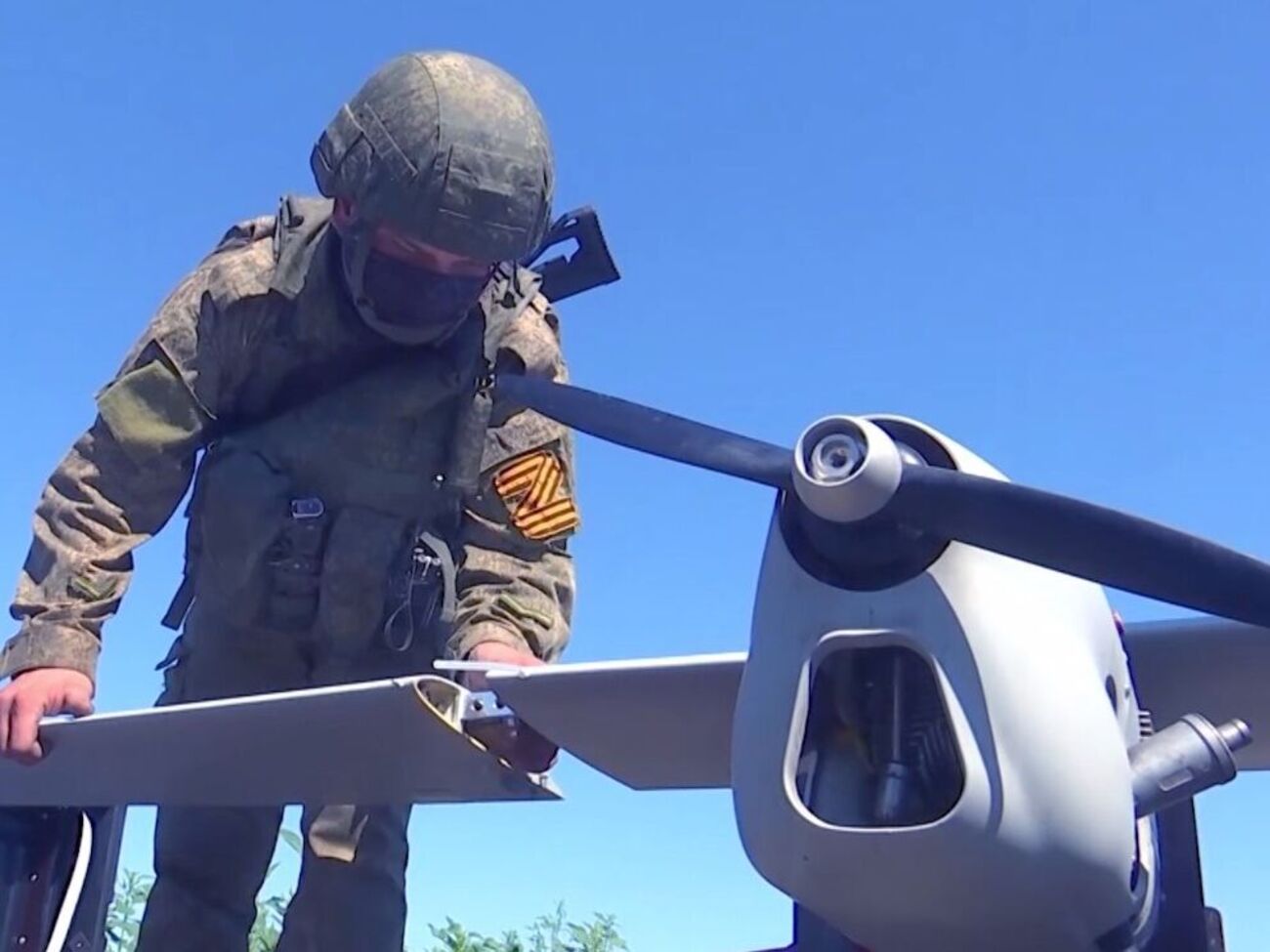 Виробництвом "Орланів" займається петербурзька компанія "Специальный технологический центр"