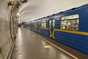 Станции метро работают как укрытия