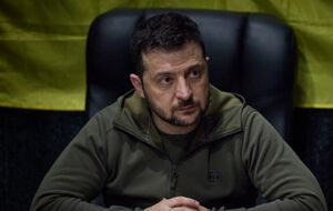 За гроші, вторговані від продажу портрета Зеленського, закуплять генератори у школи Київської області