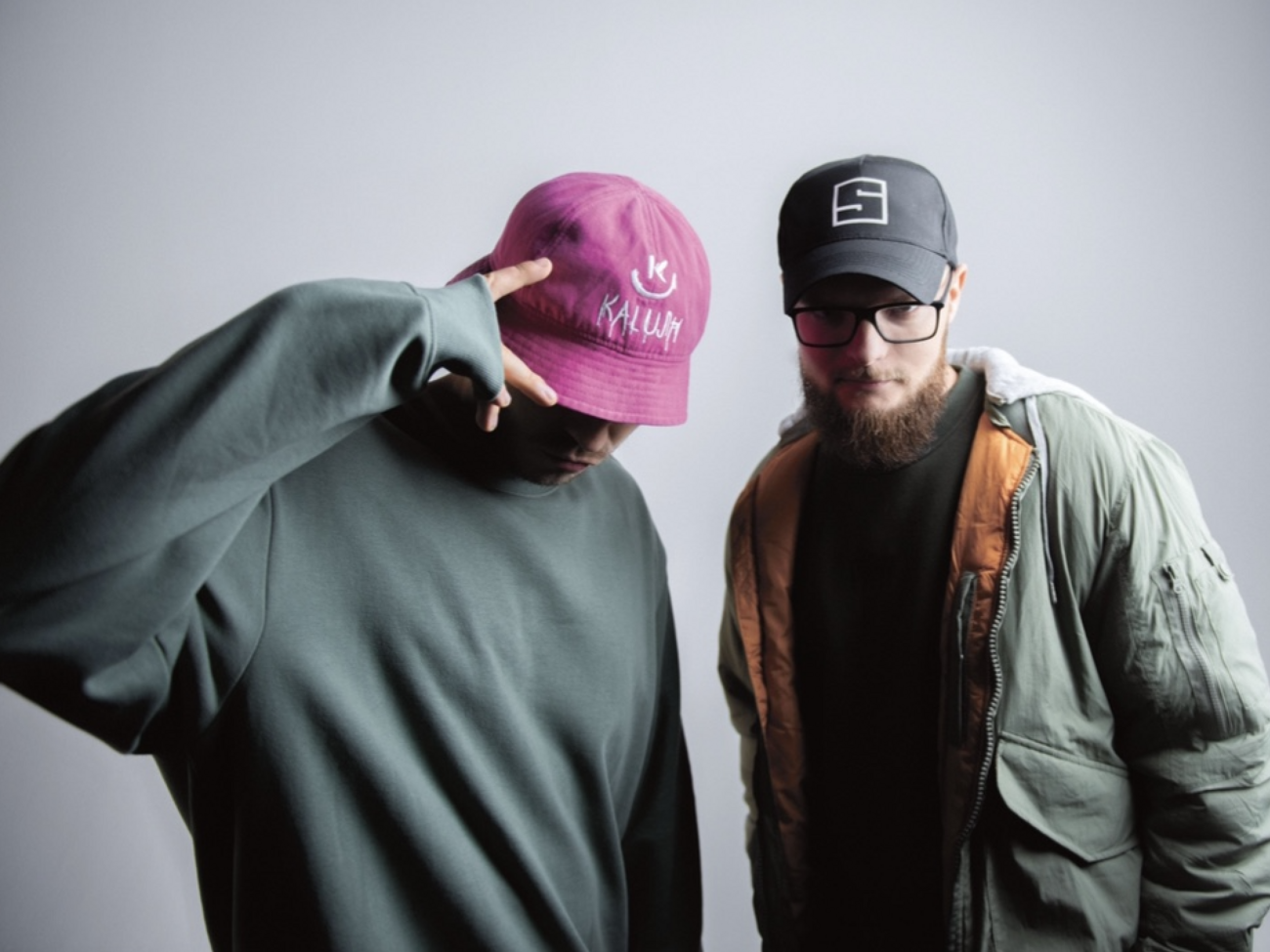 Kalush&nbsp;і&nbsp;Skofka новим треком вирішили підтримати спільний проєкт мережі ОККО та фонду "Повернись живим" зі збору на розвідкомплекси&nbsp;Shark для ЗСУ