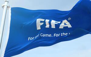 Переговори між ОП і керівництвом ФІФА тривають