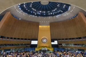 Резолюцию приняли 120 голосами "за"