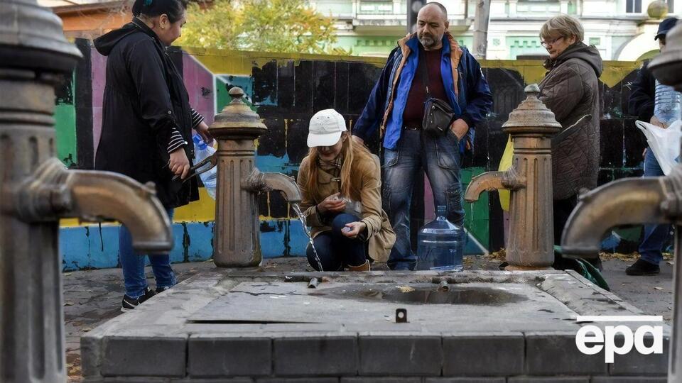Унаслідок обстрілів 16 грудня у столиці почалися перебої з водопостачанням