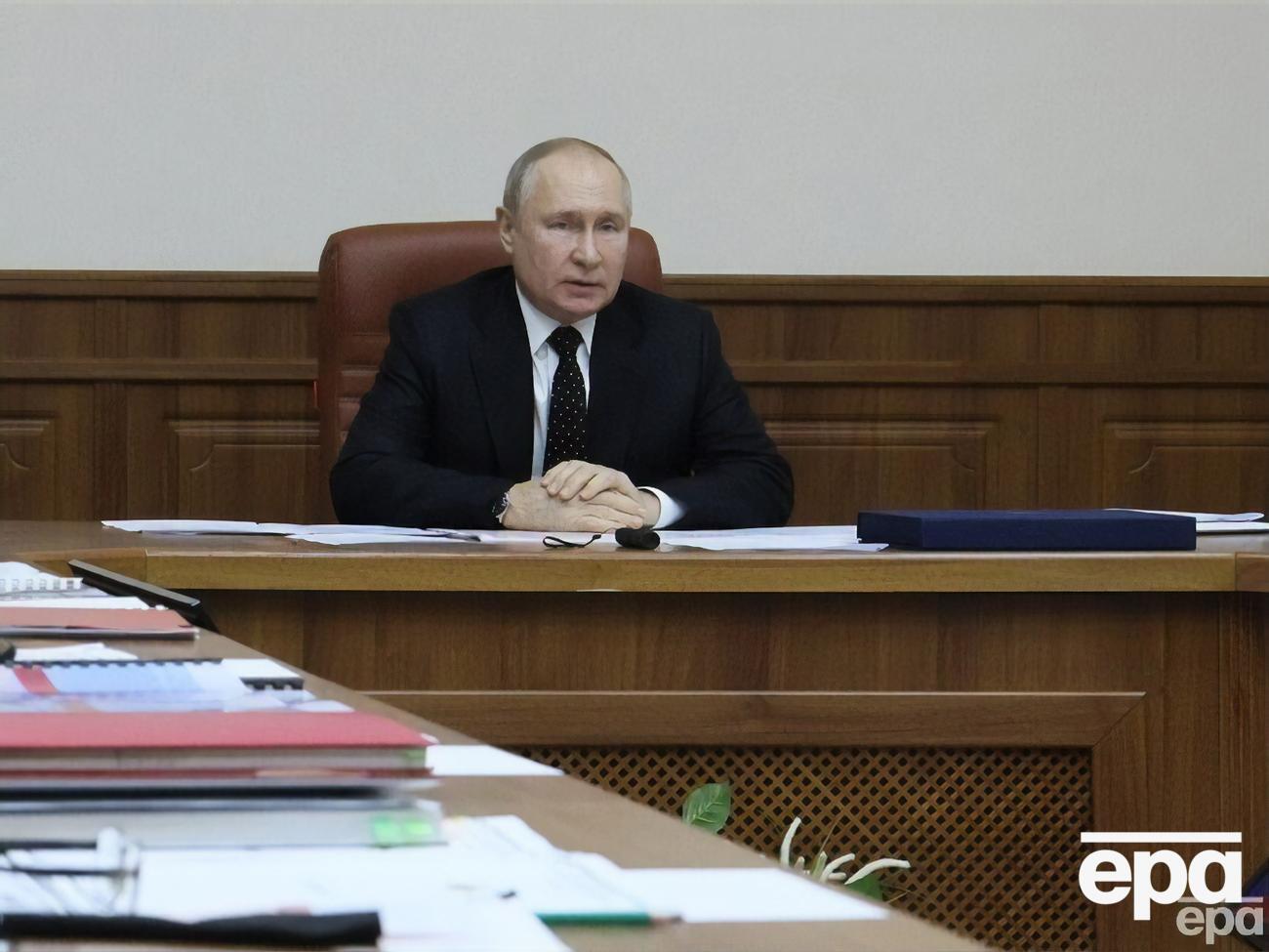 Путін обговорив із військовослужбовцями війну в Україні