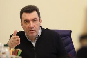 Спосіб звільнення Криму обере військово-політичне керівництво України – секретар РНБО
