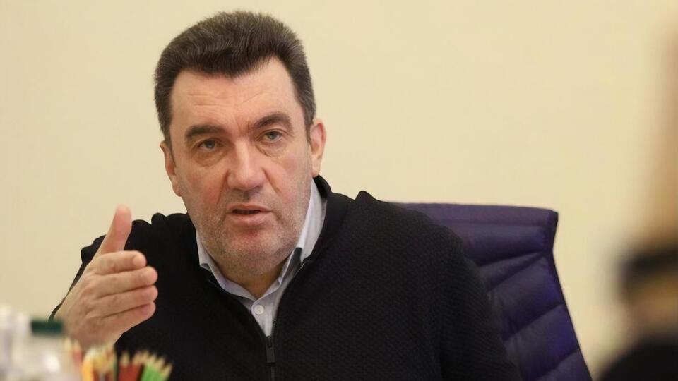 Спосіб звільнення Криму обере військово-політичне керівництво України – секретар РНБО