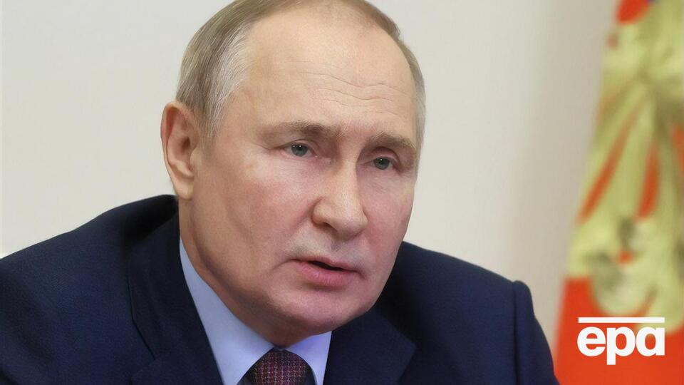 Кремль намагається зобразити Путіна як компетентного воєначальника та реабілітувати імідж міністерства оборони Росії