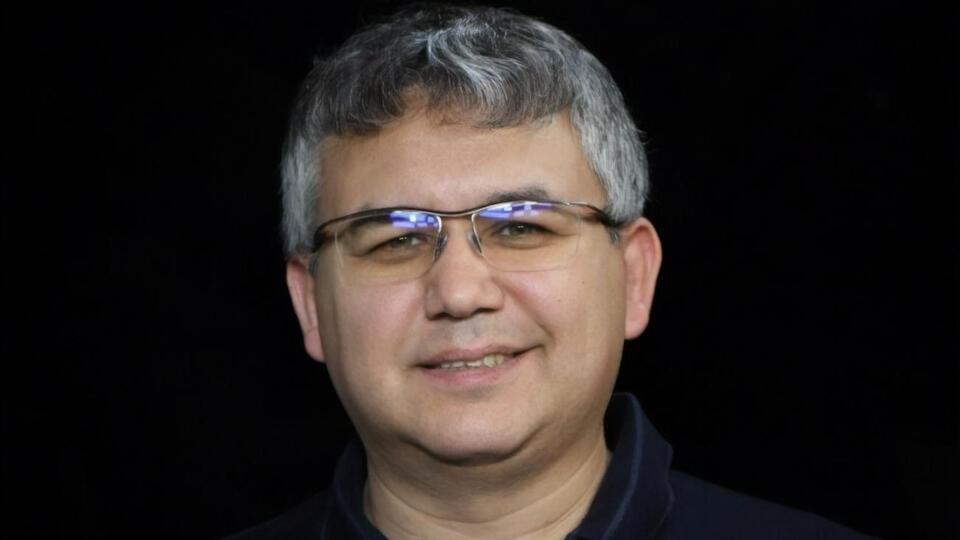 Галлямов: В отличие от Сталина, Путин не находил удовольствия в мучении людей. Он абсолютно равнодушен к человеческим судьбам, жизням. Он их легко ломает