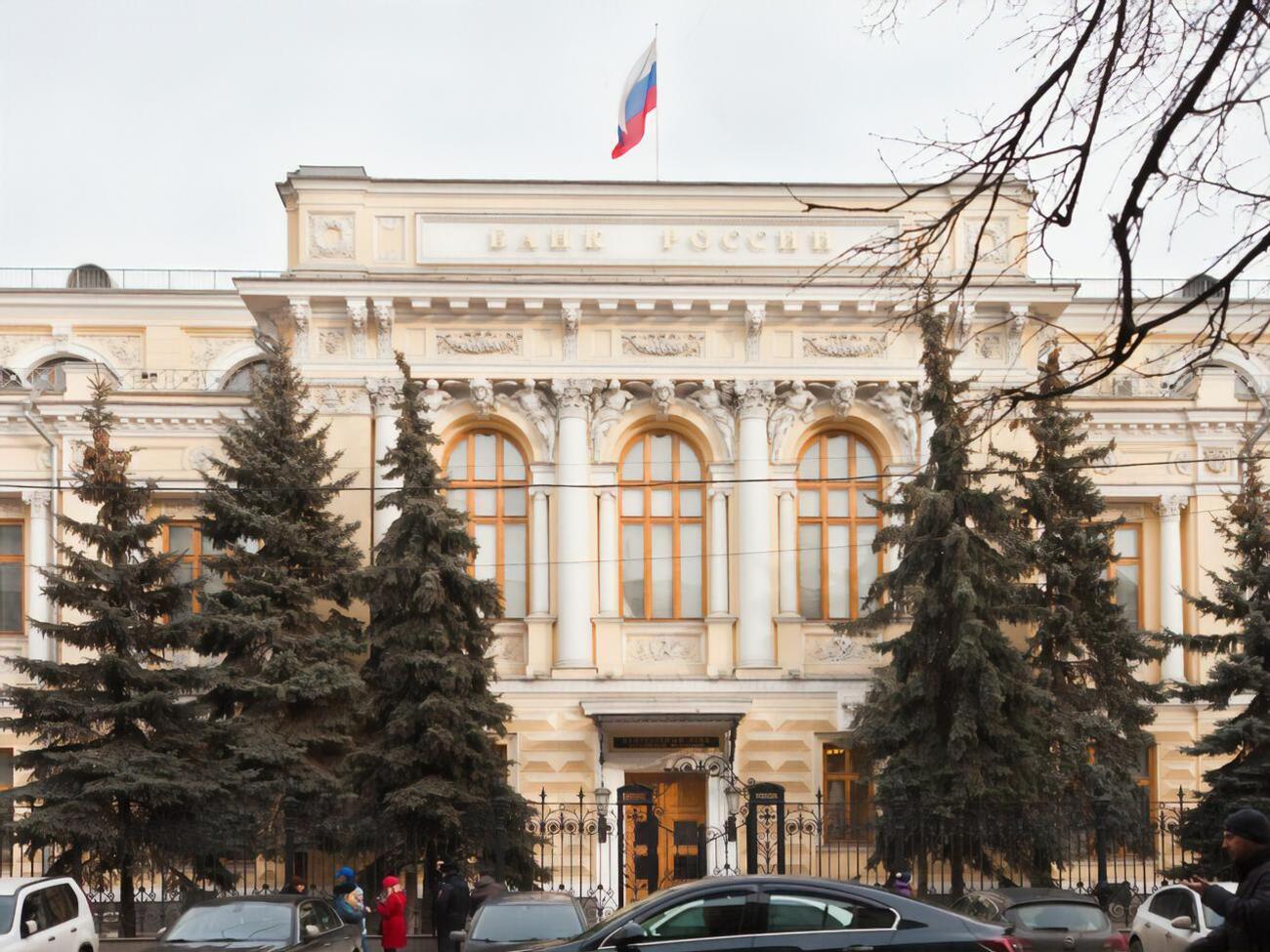 Застосування секторальних санкцій проти банків має мінімізувати випадки уникнення застосованих персональних санкцій