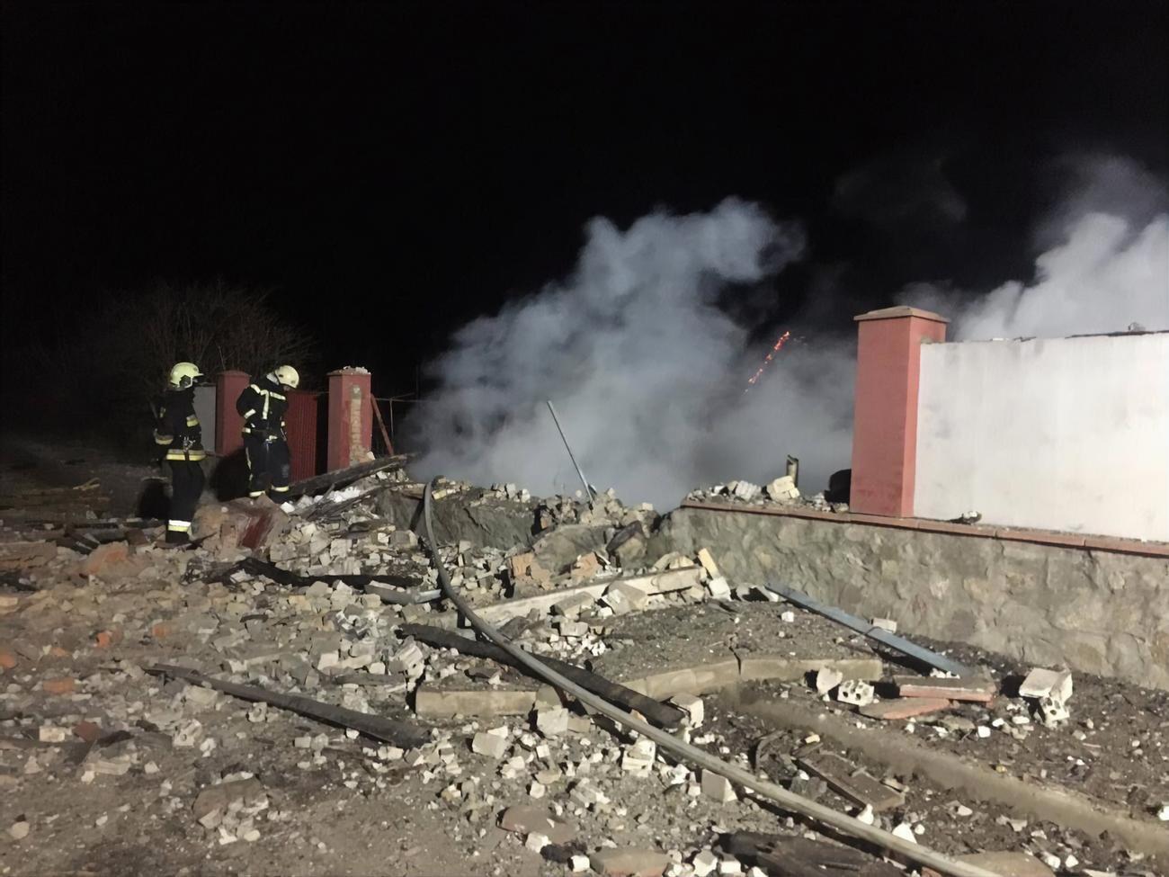 В результате атаки российских дронов повреждено не менее девяти домов