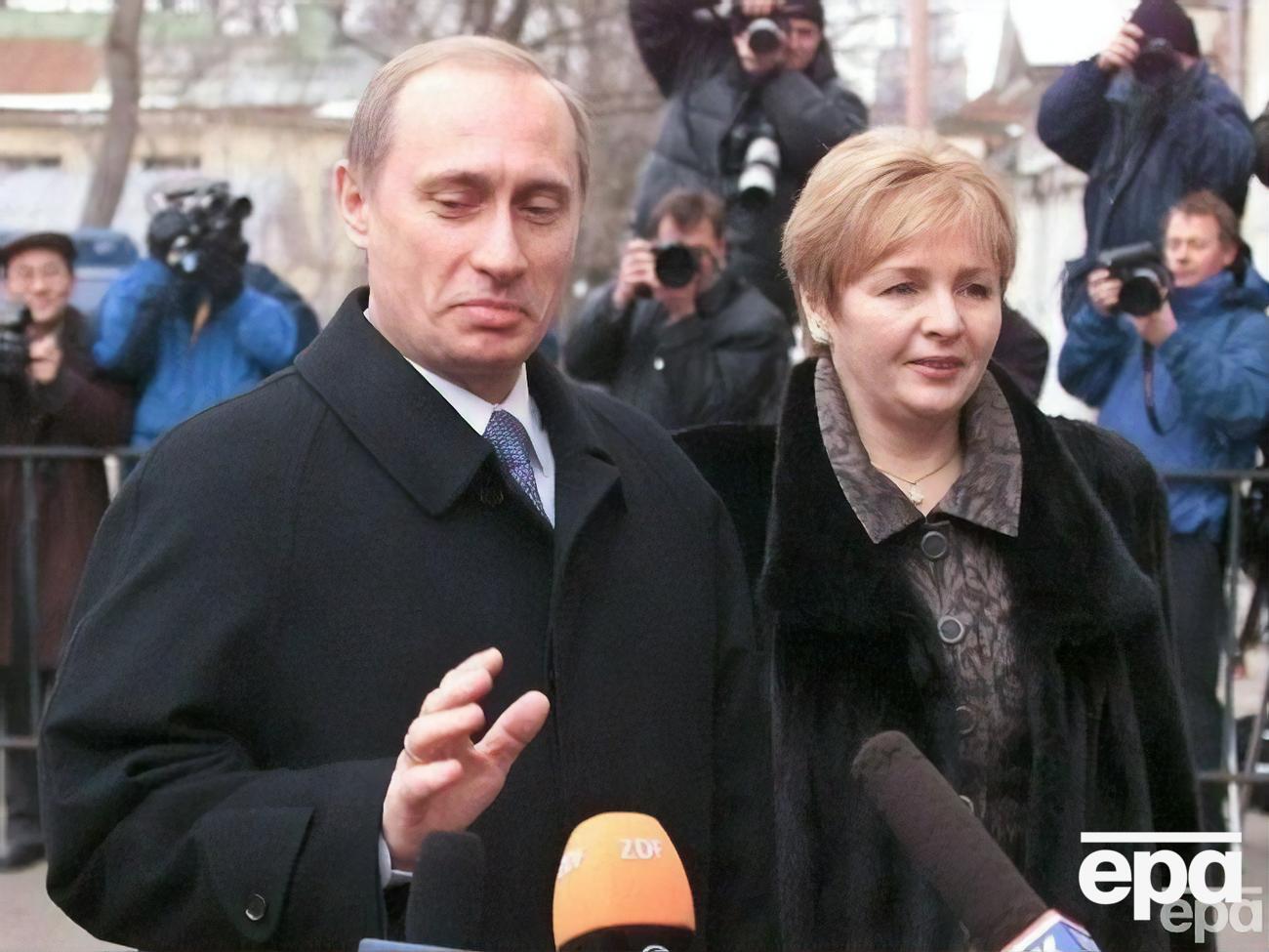 Галлямов утверждает, что Людмила Путина не хотела разводиться с Путиным, все было наоборот