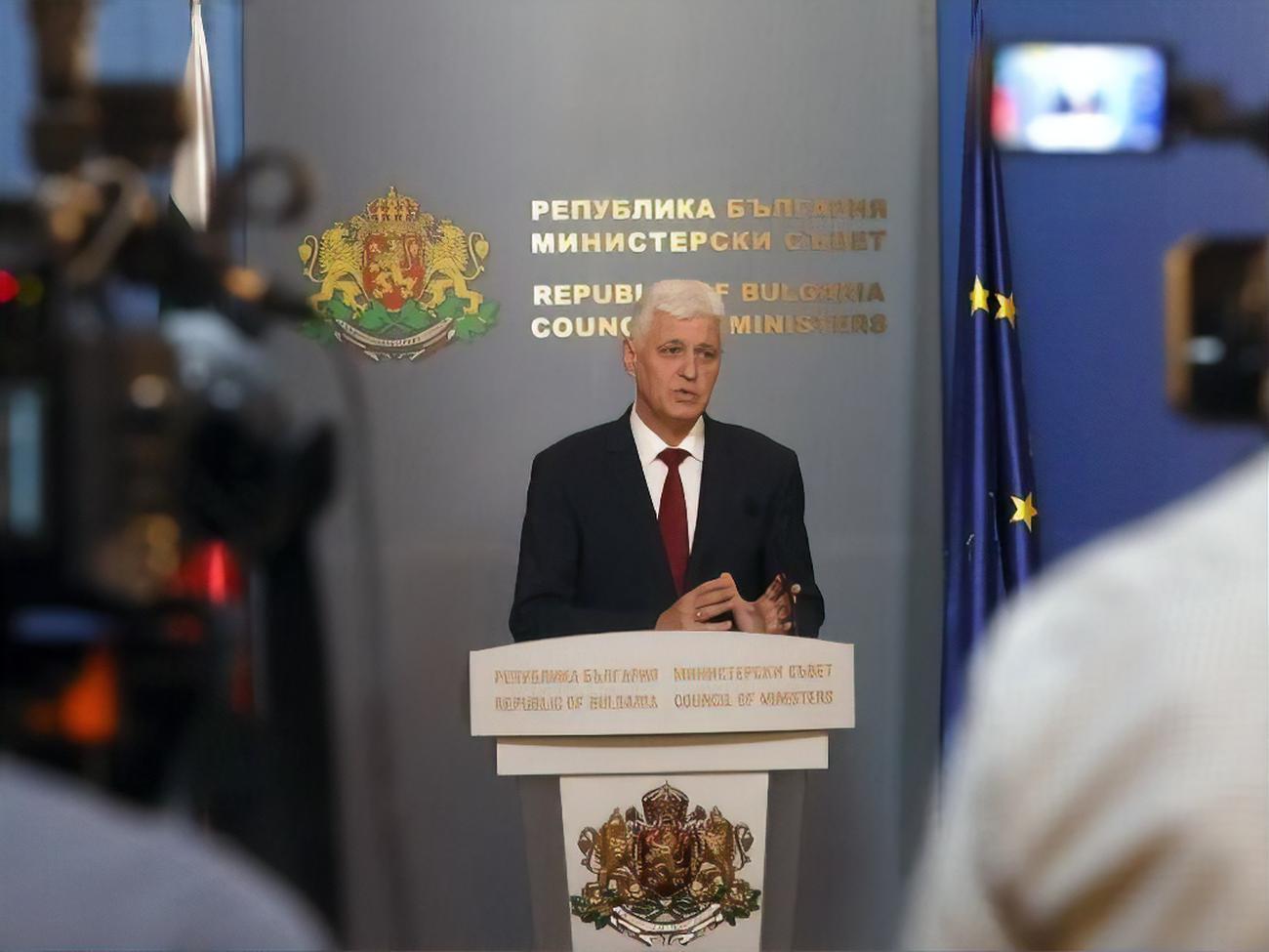 О визите Стоянова (на фото) в Украину сообщил Резников