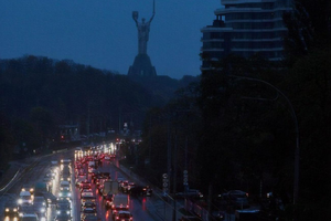 У Києві світло повернули 395 тис. сімей