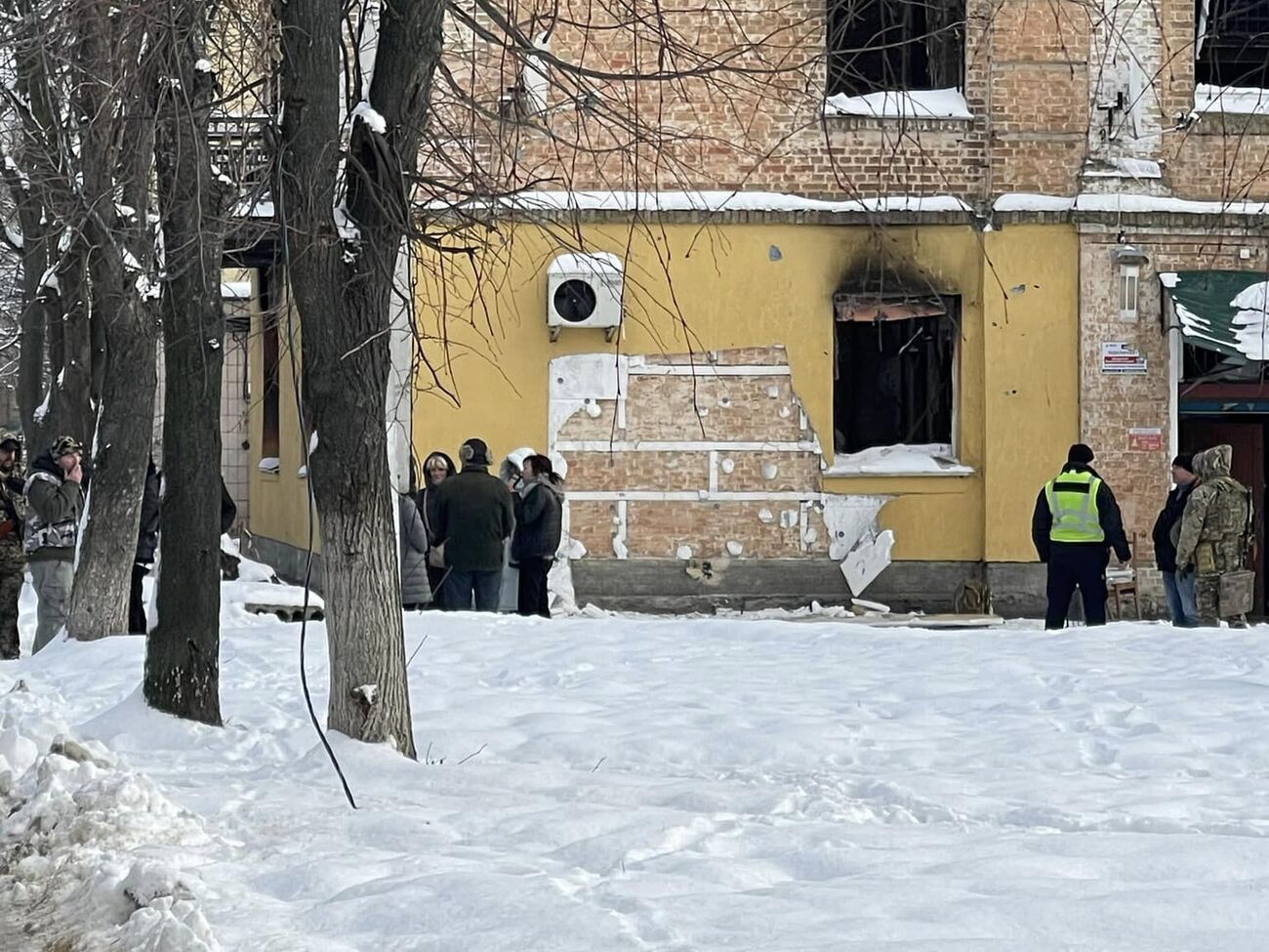 Затримані заявили слідчим, що хотіли продати вкрадений малюнок Бенксі, а гроші перевести на підтримку ЗСУ
