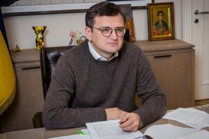 Кулеба заверил, что каждый случай получения украинским посольством письма с угрозами будет расследован