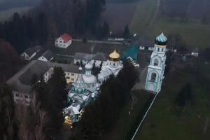 На території єпархій УПЦ МП було виявлено склади із прокремлівською літературою, зазначили у СБУ