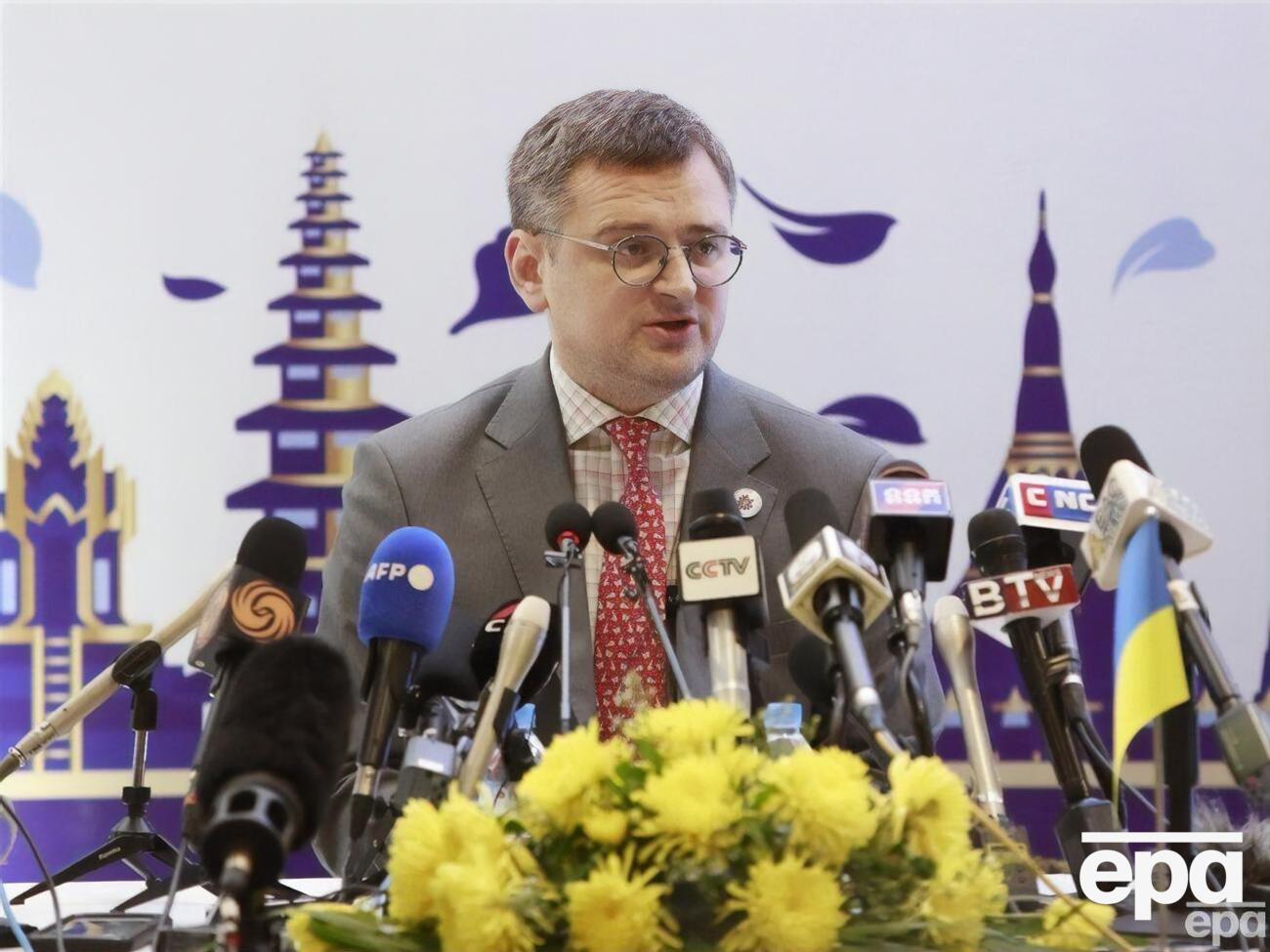 На думку Кулеби, листи розсилають або представники РФ, або ті, хто їх підтримує