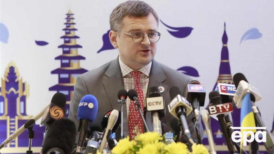 На думку Кулеби, листи розсилають або представники РФ, або ті, хто їх підтримує