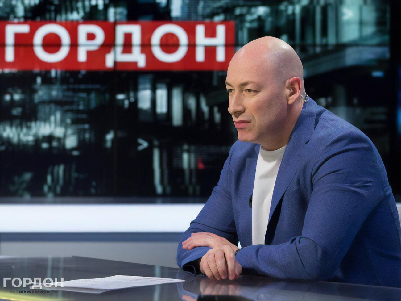 Гордон считает, что сейчас невозможно спрогнозировать, сколько еще Путин будет оставаться у власти