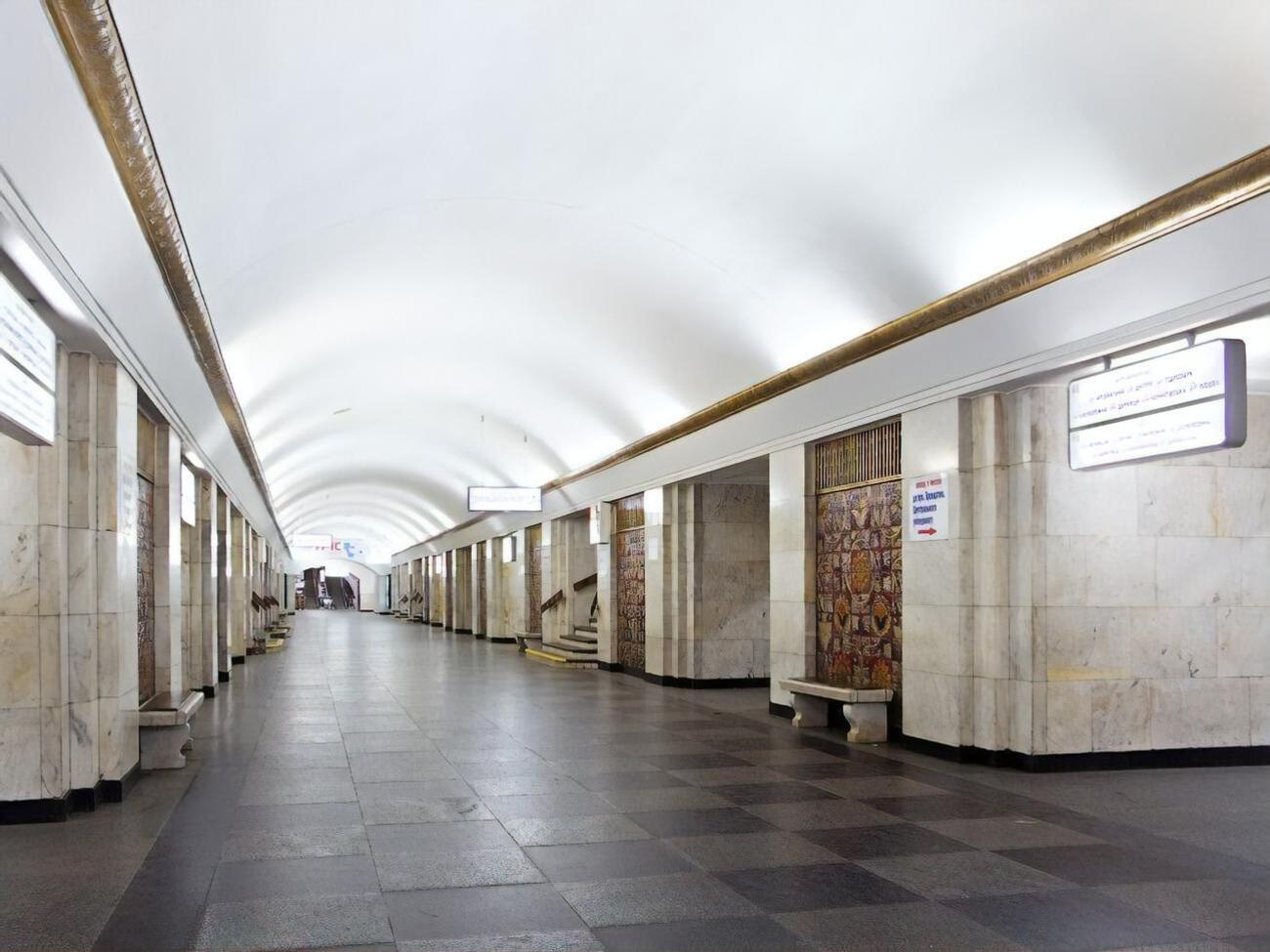 У КМДА повідомили про обмеження в роботі метро