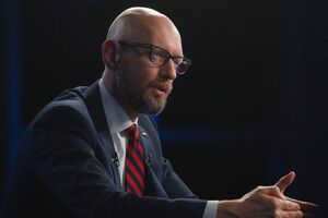 Яценюк висловив сподівання, що серйозні події на фронті відбудуться після інтерв'ю Залужного