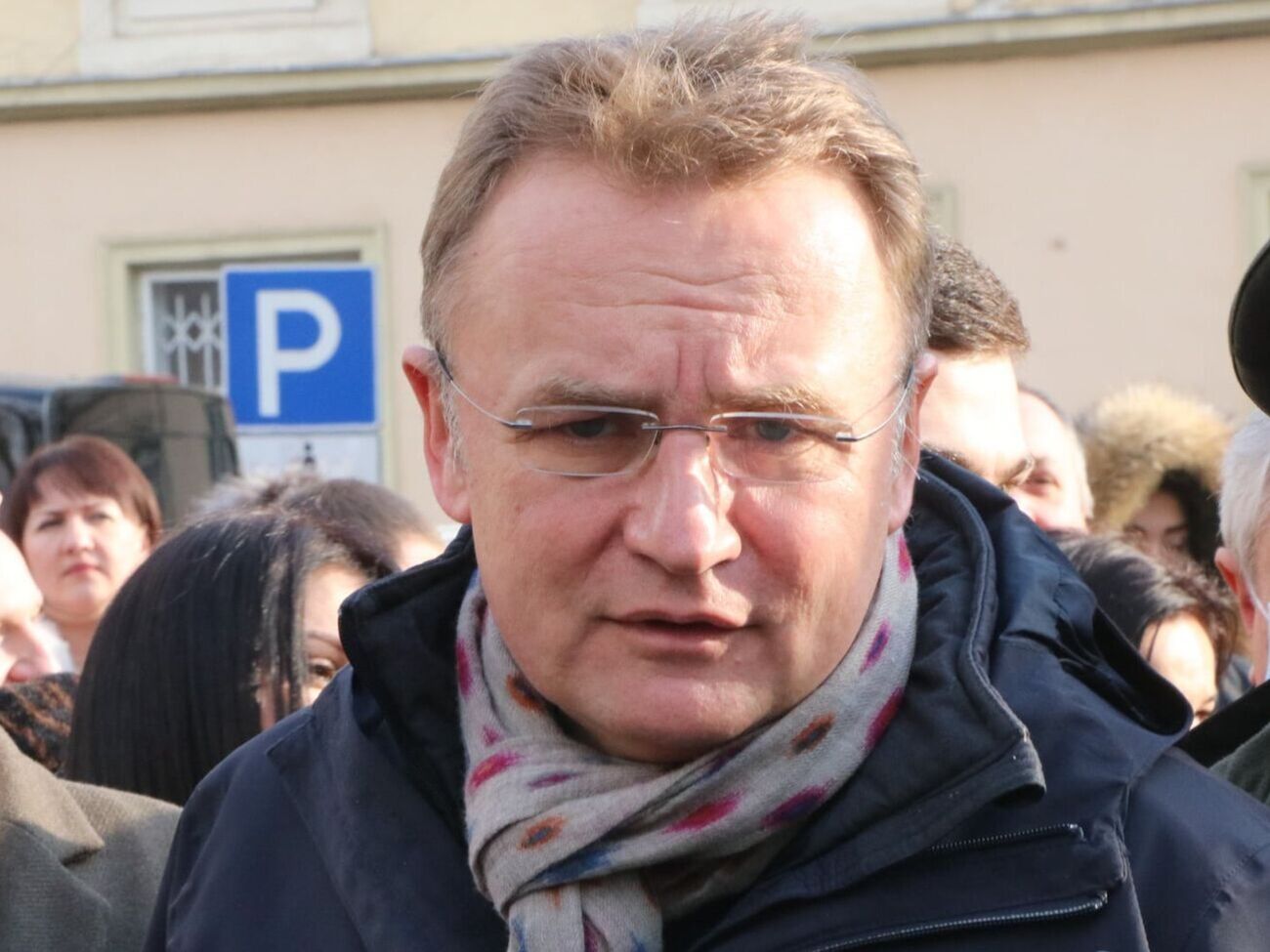 Садовый: Когда пропадает электричество &ndash; а оно у нас дома пропадает каждый день, &ndash;&nbsp; включается этот генератор, он заряжает аккумуляторные батареи, которые дают электричество для первых нужд