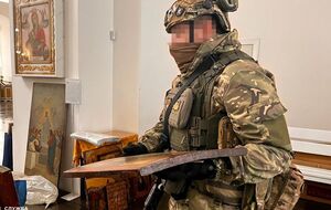 Після звільнення Херсона співробітники СБУ виявили викрадені ікони на території Успенського собору