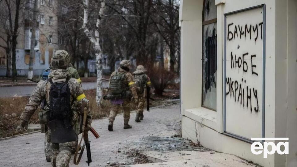 Українські військові стримують наступ ворога на бахмутському та авдіївському напрямках