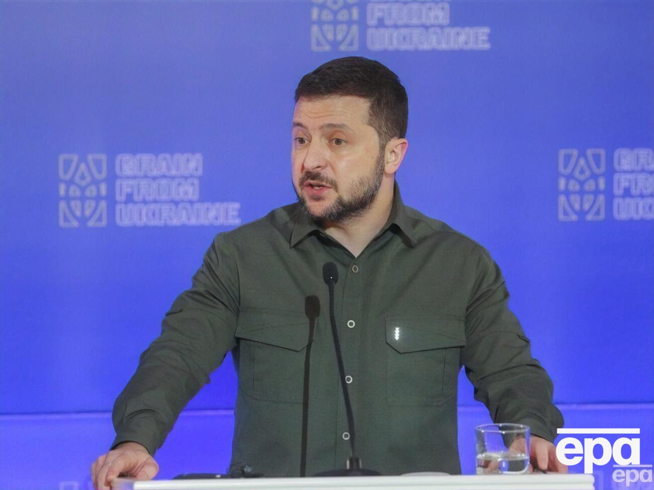 Зеленский впервые с февраля совершил поездку за границу