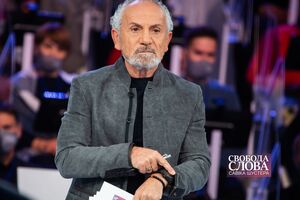 Шустер: Все войны в истории были войнами интеллектуальными в первую очередь. Но я не вижу военного искусства со стороны российского командования