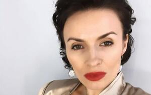 Мейхер займається дизайном одягу