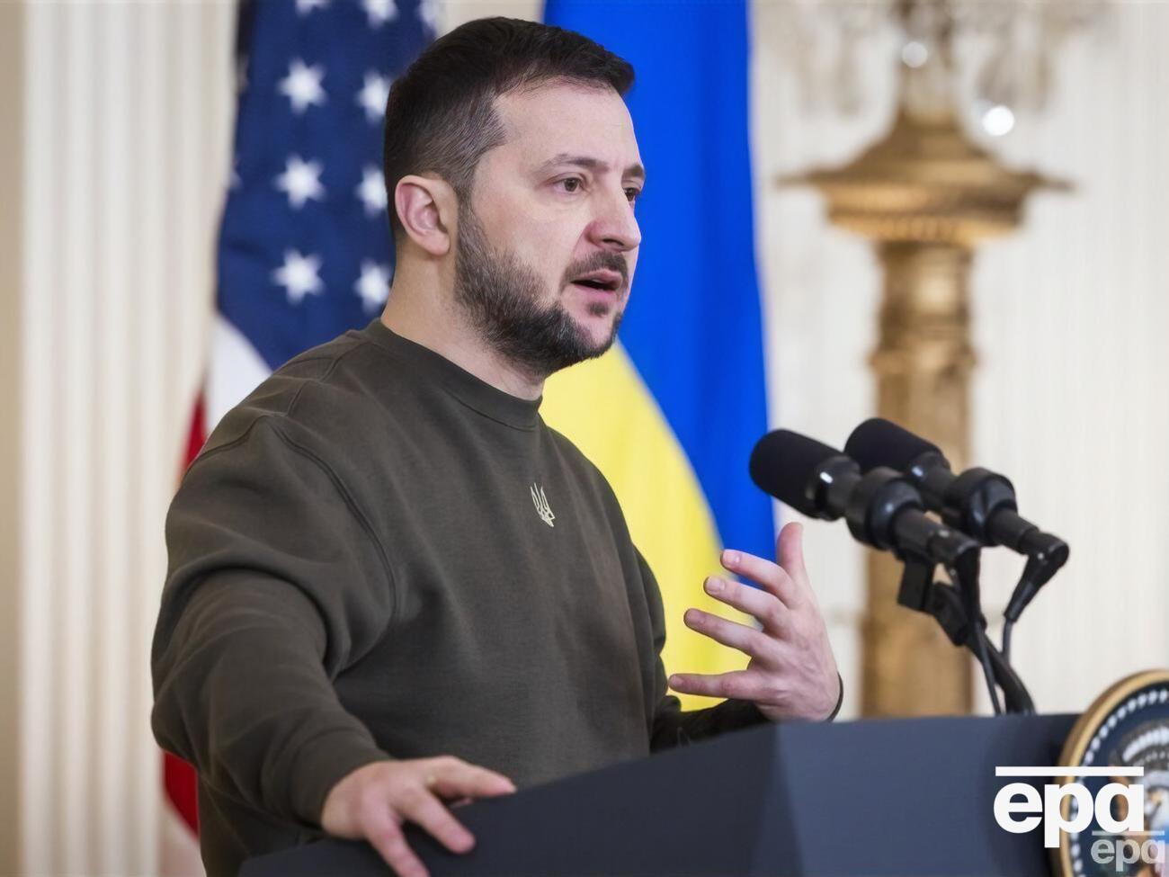 Зеленский считает, что отправлять сигналы Путину бесполезно из-за его неадекватности