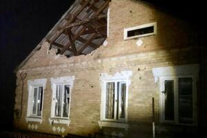 Унаслідок обстрілу пошкоджено житлові будинки