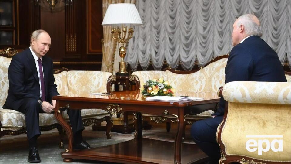 19 декабря Беларусь впервые за три года посетил Путин. В Минске он провел встречу с Лукашенко