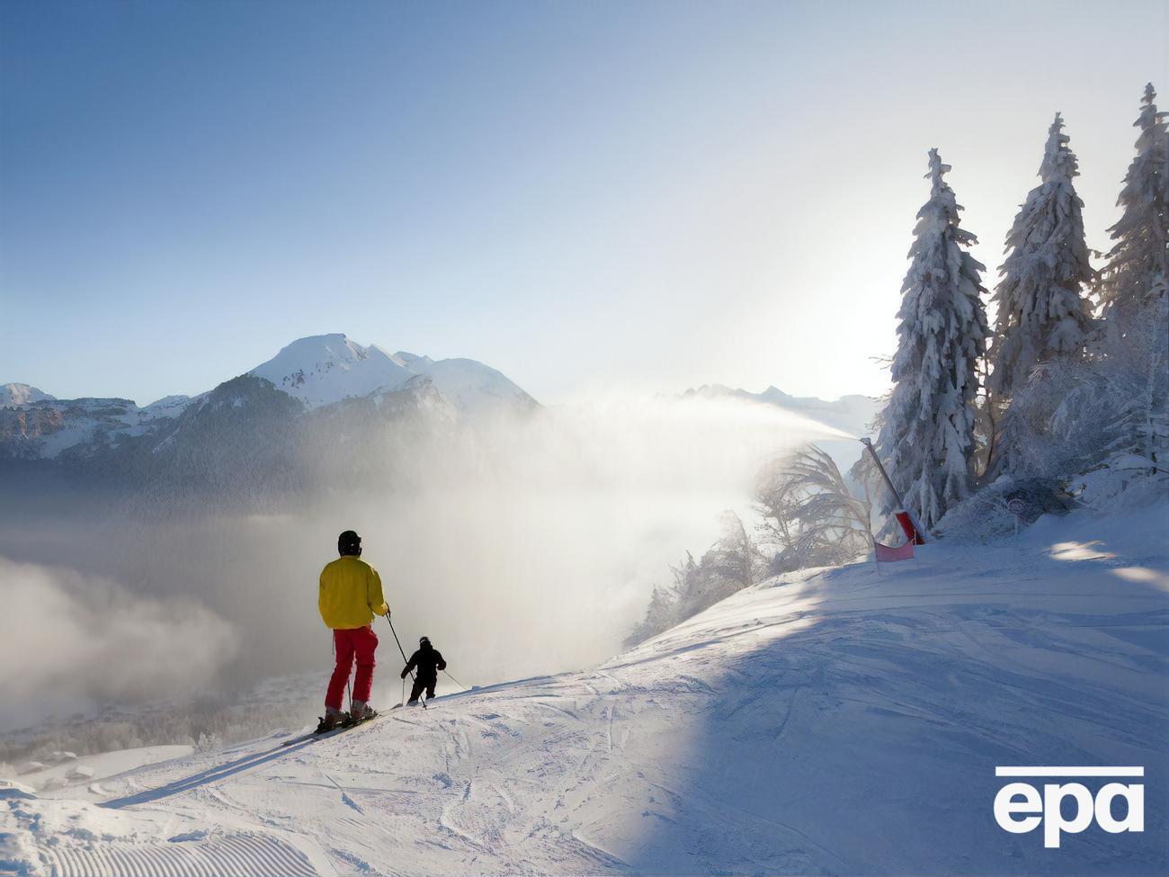 Руководство курорта говорит, что решение запретить сигареты было трудным, но необходимым