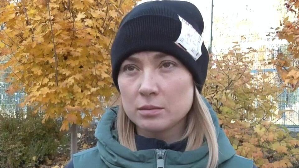 Дудина: Мы собирали поддоны для обустройства подвалов, чтобы, когда включается сирена, люди могли туда спускаться