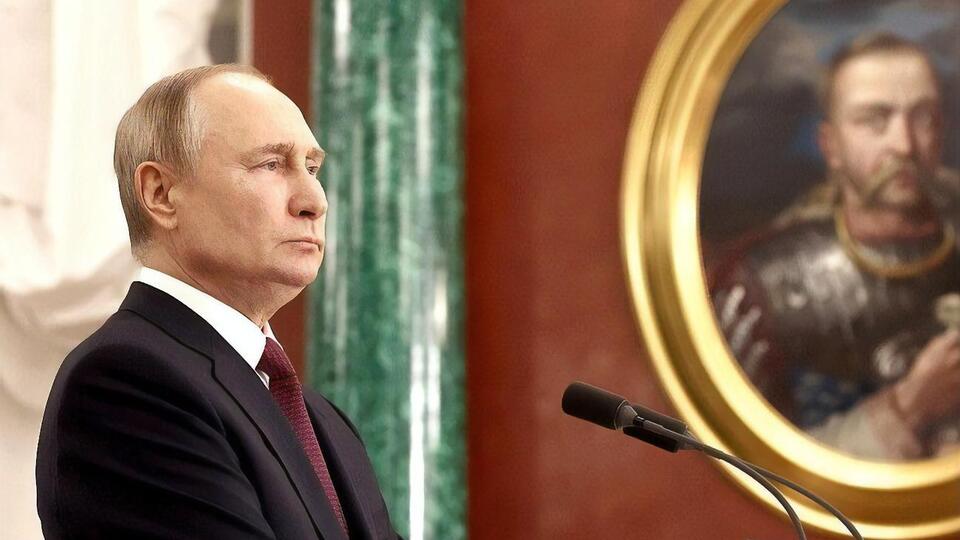 Путін: Інтенсифікація бойових дій в Україні веде до невиправданих втрат. Курочка по зернятку клює