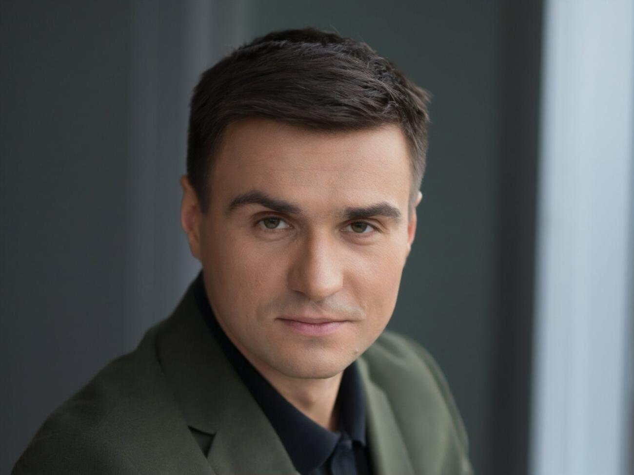 Для росіян, які мислять у категоріях альфості й омегості, різниця між Зеленським і Путіним очевидна. ЗМІ РФ змушені обговорювати "маріонетку Заходу" й "нациста"