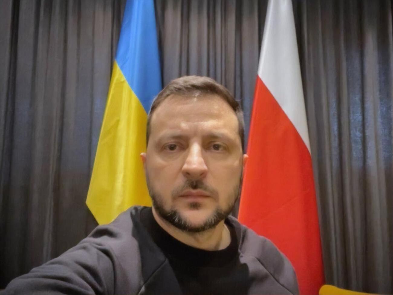 Зеленський привітав із професійним святом українських енергетиків