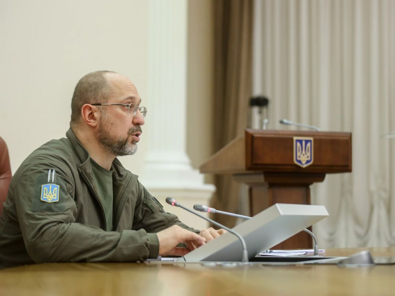 Шмигаль повідомив, що імовірна компенсація різниці між європейською й українською ціною на електроенергію на зиму може становити до €800 млн