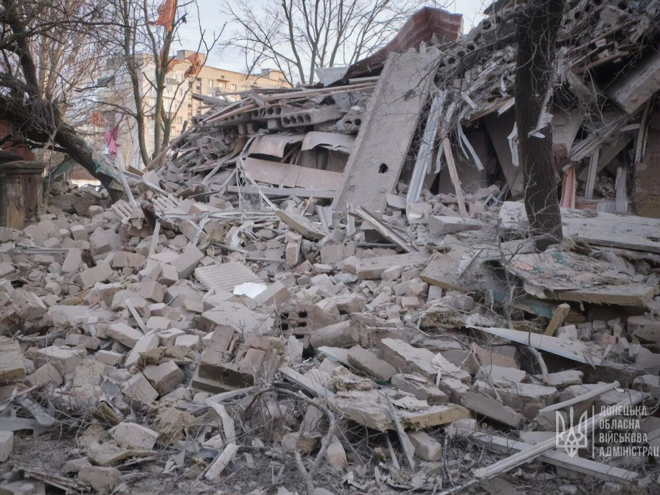 Росіяни продовжують обстріли мирних міст і цивільної інфраструктури