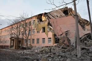 РФ обстріляла Краматорськ удруге за два дні (на фото наслідки вчорашнього удару)