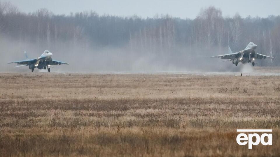 Украинская авиация нанесла удары по районам сосредоточения личного состава, вооружения и военной техники российских оккупантов
