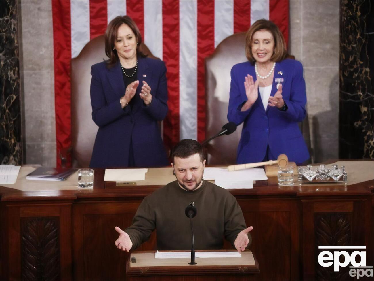 Байден анонсировал принятие закона о госрасходах 21 декабря, во время визита Зеленского (на фото) в Вашингтон