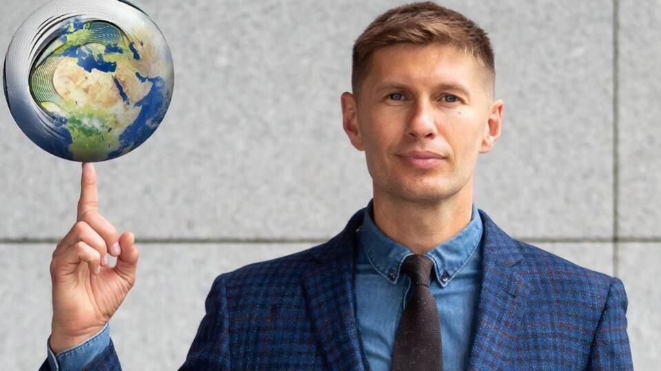 Євген Левченко: Нехай біля керма стануть інші, компетентніші люди