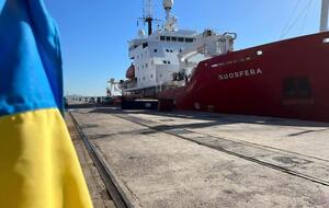 Ожидается, что "Ноосфера" придет к украинской станции "Академик Вернадский" до конца января