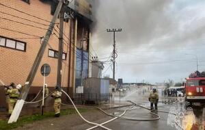 На российской Кубани загорелся ТЦ