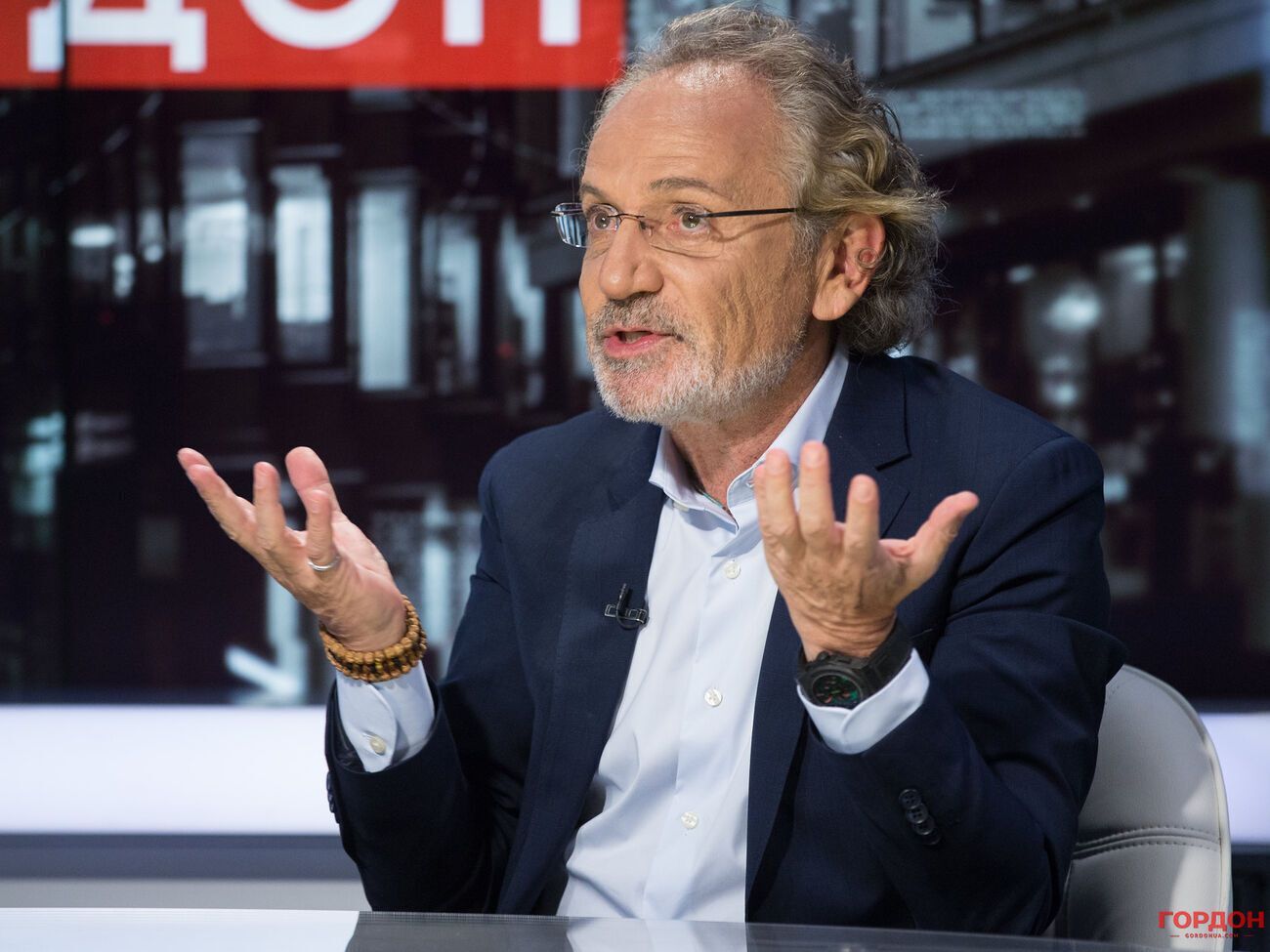 Шустер вважає, що "Вагнер" у районі Бахмута формує необхідний йому кістяк